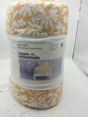 Room Essentials Reversible Microfiber Comforter Twin/Twin XL Size Yellow Floral  - Image 1 of 4