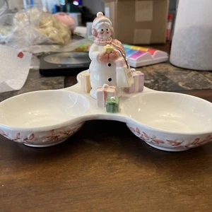 AVON 2003 Snow Lady Serving Dish President's Club Holiday Gift Collection - Picture 1 of 5