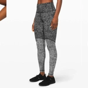 NWOT!! Lululemon Wunder Under High Rise Tight Blocked Full On Luxtreme 28” 4 - Picture 1 of 16