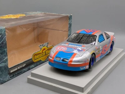 Maquetas de coches 1:18 Ertl American Muscle Pontiac GP NASCAR 1996 #43 R. Petty embalaje original - Imagen 1 de 4