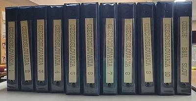 Colección de estampillas usadas de Checoslovaquia en 11 carpetas. Debe leer la descripción Foto 1 de 4