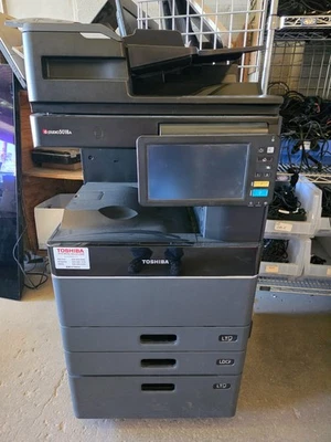 Toshiba E-Studio 5018A impresora copiadora láser escáner - 42849 páginas Foto 1 de 4