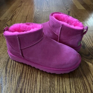 UGG Classic Ultra Mini Boots Suede Shoes for Women Pink Sz 7 - Picture 1 of 7