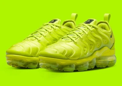 Wmns Nike Air VaporMax Plus TENNIS BALL Volt Atomic Green 6.5 DX1784 300 1 Men5 - Image 1 of 4