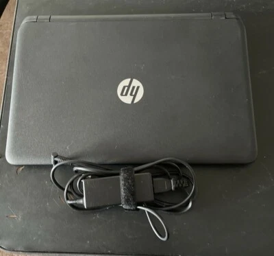 portátil hp pantalla táctil usada Foto 1 de 4