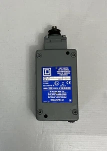 Square D 9007 CR53E Interruttore Limite Posizione Pericolosa 10A (nuovo) - Foto 1 di 6