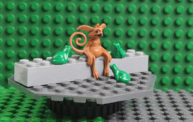 Lego Star Wars Salacious B Crumb Minifigure + 3 Frogs From Jabba's Palace 9516