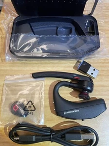 Plantronics Voyager 5200 UC mit Ladebox, OVP Neu - Bild 1 von 3