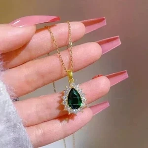 2.15Ctw Pear Cut lab Created Green Emerald 14k Yellow Gold Plated Halo Necklace - Picture 1 of 4