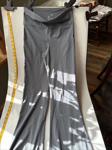 Gap Fit Studio Sky High Flare grau Damen Größe Medium - Bild 1 von 13