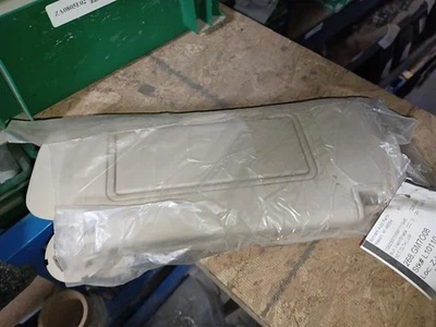 DRIVER LEFT SUN VISOR FITS 07-09 AURA 1062596 - Image 1 of 4