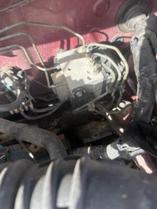 2002 Nissan X-Trail T30 ABS Module 2WD 4WD QR25DE 2001-2007 #B260 - Picture 1 of 12