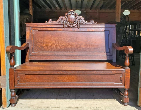 VICTORIAN QUARTERSAWN OAK HALL BENCH Cover