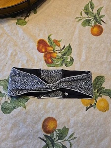 Lululemon Run Ear Warmer Black & White Headband Ponytail Holder - Picture 1 of 5