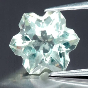 π 2.35ct 8.8x8.8mm VS Snowflake Natural Green Amethyst - Brazil Gemstone - Picture 1 of 4
