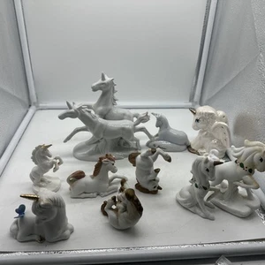 Lot Of Vintage Porcelain Bisque And Ceramic Vintage Unicorns - Picture 1 of 9