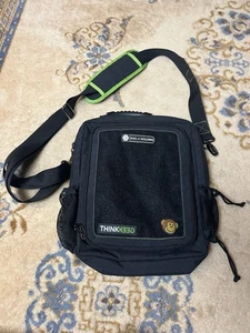 Thinkgeek Bag of Holding Con-Survival Edition Messenger Bag Umhängetasche D&D - Bild 1 von 15