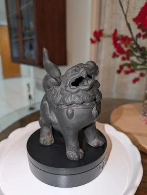 Quemador de incienso vintage Iron Foo Dog: decoración de león guardián asiático Foto 1 de 4