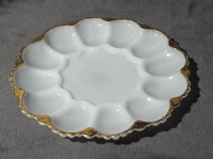 Vintage Anchor Hocking Fire King White Milk Glass Deviled Egg Plate Gold Trim - Picture 1 of 4