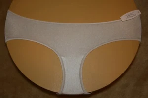 Victoria's Secret Soft Beige Hiphugger It Is Shiny Size M - Picture 1 of 2