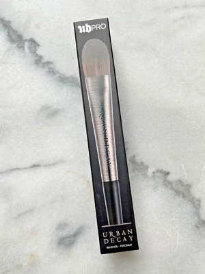 Cepillo de desenfoque óptico plano Urban Decay Pro F108 sellado Foto 1 de 2