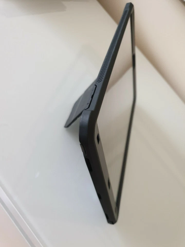 SupCase  Unicorn Beetle Pro Case For iPad 2017(5th)/2018(6)Black with Kick-Stand - Image 1 of 4