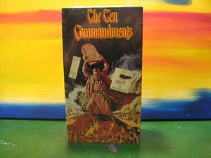 The Ten Commandments Cecil B. DeMille Charlton Heston Bible Epic Movie VHS Tape - Picture 1 of 4