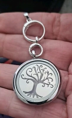 正品 ORIGAMI OWL 吊坠生命之树小饰品 完好  — 第 1/3 张图片