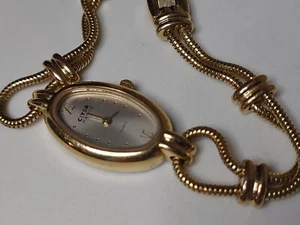Ungeprüfte sehr süße Clyda Paris Uhr - Bild 1 von 8