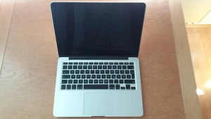 MacBook pro A1502 (2015) (silber/gebraucht/guter Zustand) - Bild 1 von 8