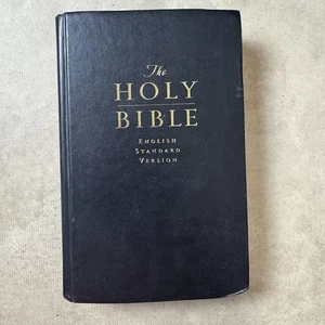 ESV LARGE PRINT HOLY BIBLE (BLACK) English Standard Version Crossway - Hardcover - Foto 1 di 10