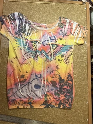 Xhilaration Tee Girls Love Eternal Winged Heart Sublimation Rainbow Sz Lg - Image 1 of 4