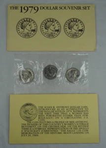 1979 P D & S Susan B Anthony Dollar Souvenir Set 3 Coins US Mint Cello Envelope - Picture 1 of 3