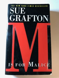 Sue Grafton Kinsey Millhone Mystery #13 M Is for Malice B2G1 - Bild 1 von 1