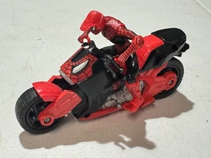 SPIDER-MAN MOTORCYCLE - PULL BACK AND GO - 2009 - MARVEL - HASBRO COMPLETE - Picture 1 of 3