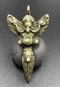 Antiguo colgante de daga Garuda Phurba ritual de latón bronce tibetano del Himalaya nepalí - Imagen 1 de 12