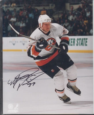 Mark Parrish signed 8x10 Color Photo NY Islanders White Jersey Auto - Image 1 of 2