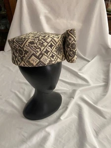 Vintage 50’s 60’s Woman’s Fabric Gray Black Bow Pillbox Hat - Picture 1 of 11