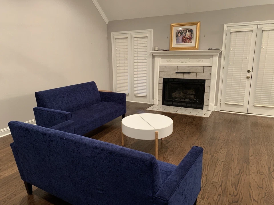 Sofá loveseat Crate and Barrel Foto 1 de 4