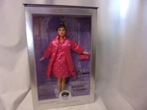 1998 Barbie as Audrey Hepburn in Breakfast at Tiffany's Pink Dress NRFB - Picture 1 of 4