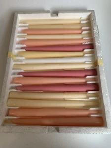 Vintage Konvolut 16 x Kerzen je 24 cm  in Aufbewahrungsbox - Bild 1 von 6