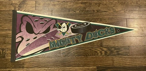 Vintage Mighty Ducks Anaheim Felt Wincraft NHL Pennant 30x12 Hockey 90s Cover
