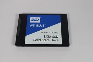 Western Digital WD Blue 3D NAND 250GB 2.5" Internal SSD Used - Picture 1 of 2