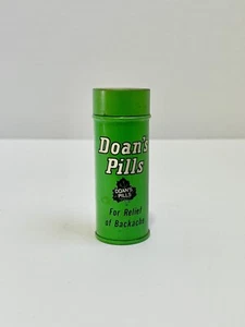 "Contenedor de medicina de hojalata verde vintage DOANS PASLLS con tapa de hojalata vacía de 3,25"" de alto" - Imagen 1 de 8