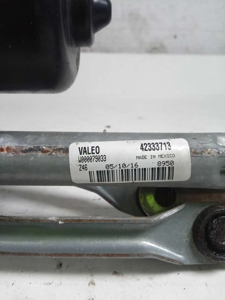 2016 Chevrolet Trax Wiper Motor OEM 42333714 129K Miles White Foto 1 de 4