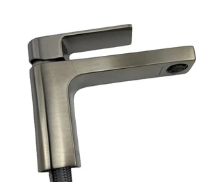 Peerless Xander Single-Handle Bathroom Faucet w/Pop-Up Assembly P1519LF-BN (OB) - Picture 1 of 9