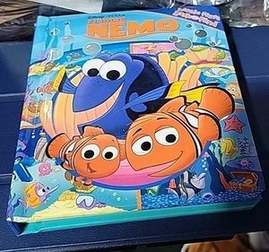 Disney Pixar Findet Nemo (kleiner erster Blick und Fund) - - Bild 1 von 2