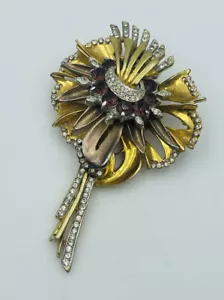 Reinad Vintage Gold Plated Purple Glass Rhinestone Large Flower Brooch Pin - Picture 1 of 6