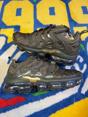 NIKE AIR VAPORMAX PLUS MAX 1 CARGO KHAKI SEQUOIA CLAY OLIVE GREEN 924453-300 12 - Image 1 of 4