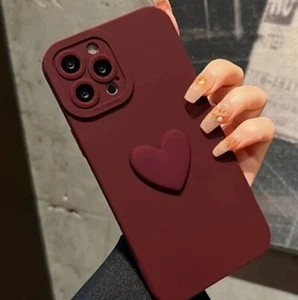 Elegante burgunderfarbene iPhone Hülle mit Herzanhänger *Größe wählbar* - Bild 1 von 2